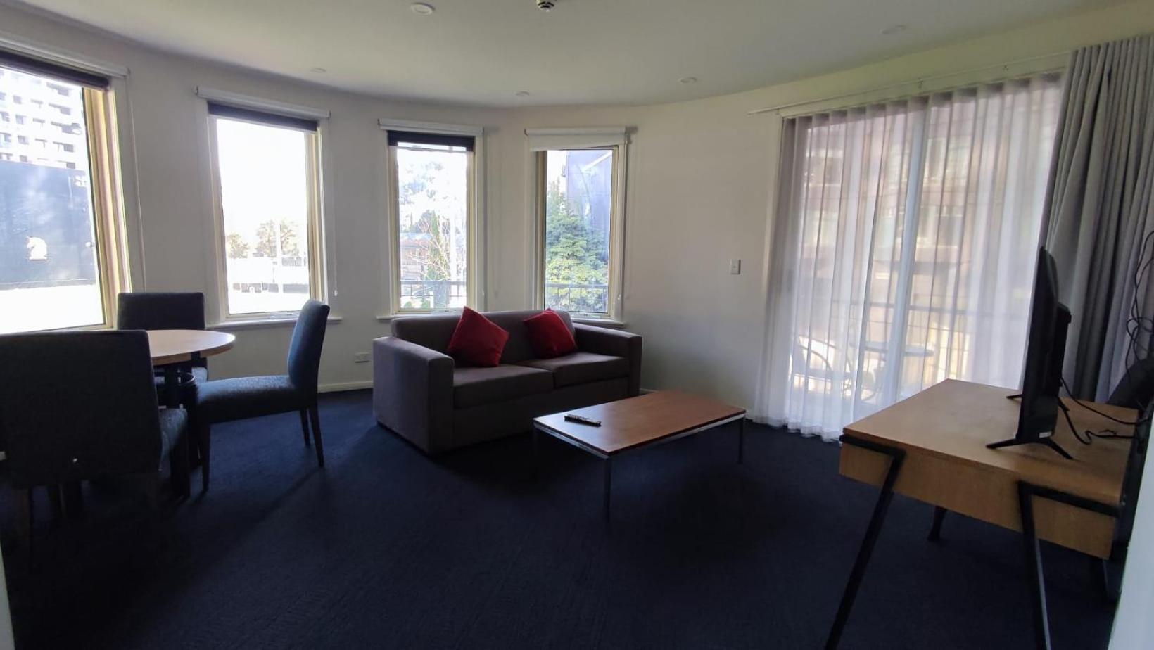 South Yarra Central Apartment Hotel Melbourne Exteriör bild