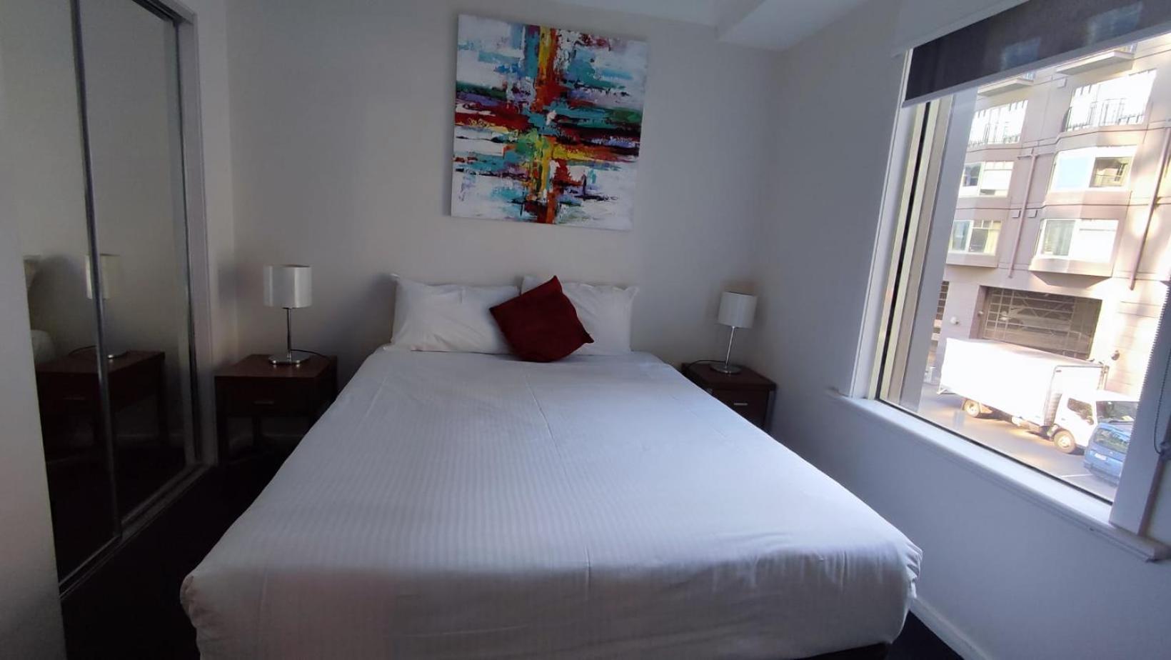 South Yarra Central Apartment Hotel Melbourne Exteriör bild