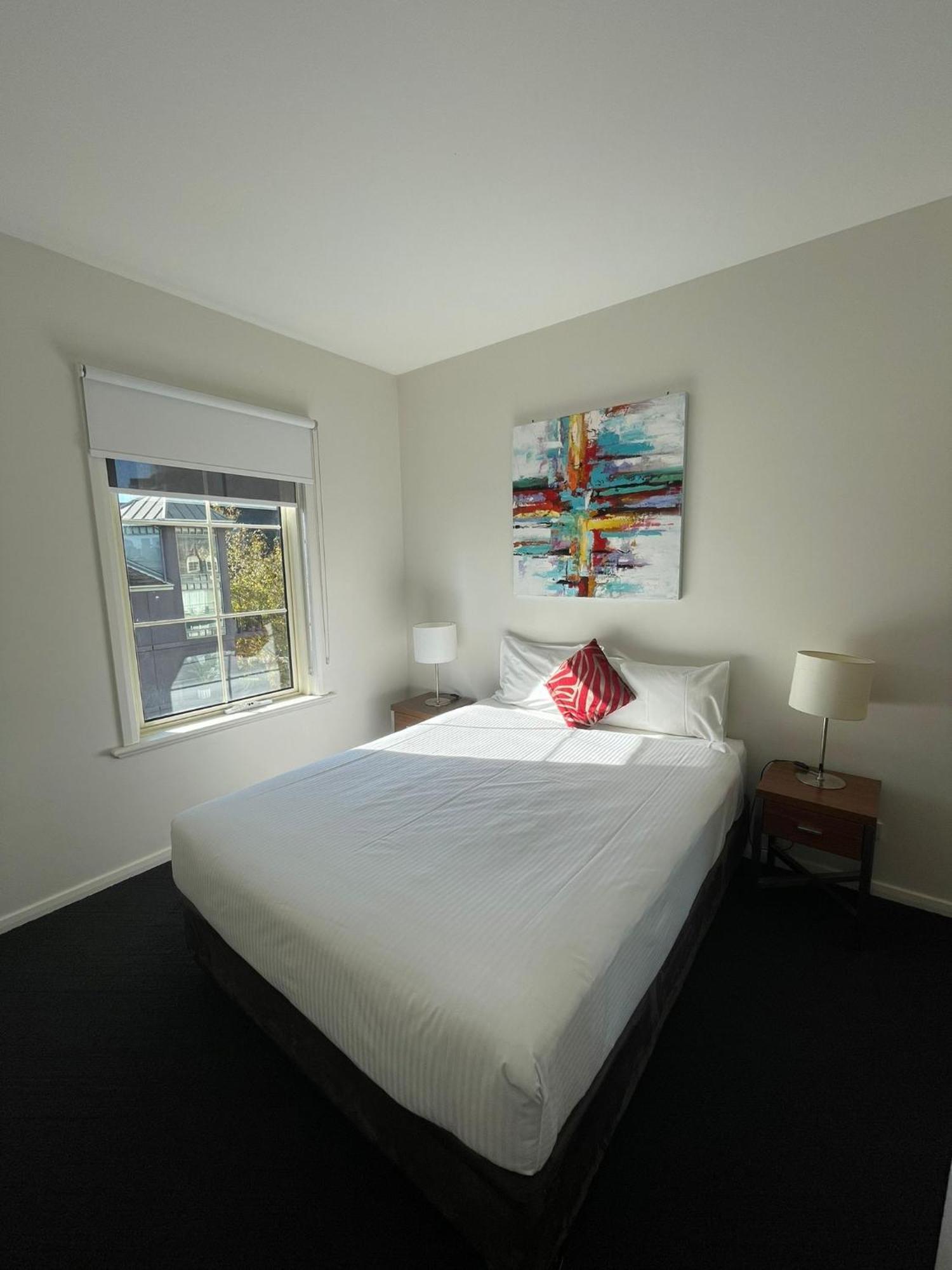 South Yarra Central Apartment Hotel Melbourne Exteriör bild
