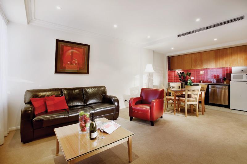 South Yarra Central Apartment Hotel Melbourne Exteriör bild